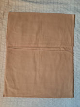 Charger l'image dans la galerie, Dust Bag - Louis Vuitton - Sac a poussière en coton marron clair. 38 x 27 cm. Monogram LV