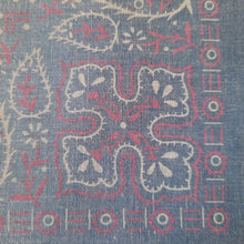 Charger l'image dans la galerie, Bandana Géorgia - Imprimé cachemire bleu et rose. Made in U.S.A