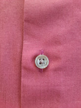 Charger l'image dans la galerie, Chemise "Seconde" Thomas - Violine uni. Taille M, 38, 40. Michael Kors. Modern Fit.