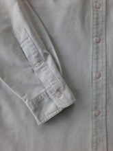 Charger l'image dans la galerie, Chemise "Seconde" Lionnel - Vert pâle à logo brodé en couleur. Taille L, 40, 42. Polo Ralph Lauren.