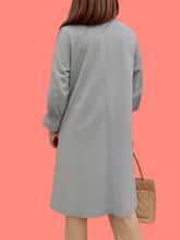 Charger l'image dans la galerie, Trench vintage Véra - Bleu ciel évasé. Taille L, 40, 42. C&A vintage. Made in West Germany