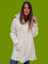 Charger l'image dans la galerie, Ciré Corinne - Imperméable blanc effet brillant. Taille XL, 42, 44. Armor Lux
