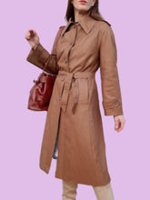 Charger l'image dans la galerie, Trench-Coat vintage Chloé - Taille M, 38, 40. Jupiter. Made in France