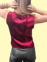 Charger l'image dans la galerie, Gilet sans manche Soline - Cacharel. Panne de Velours lie de vin. Taille L, 40, 42. Made in Italy.