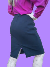 Charger l'image dans la galerie, Jupe vintage Nelly - Laine noire. Guy Laroche. Taille S, 36, 38. Made in France