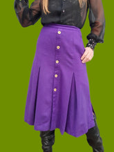 Charger l'image dans la galerie, Jupe plissée vintage Lou - Boutonnée. Laine violette. Taille S, 36, 38. Made in France. Céline Soria