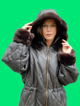 Charger l'image dans la galerie, Manteau matelassé Cindy - Fourrure synthétique marron. Taille XL, 42, 44