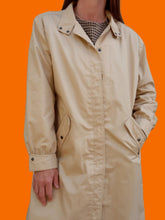 Charger l'image dans la galerie, Trench-coat vintage Louise - Beige miel. Taille M, 38, 40. Made in France