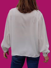 Charger l'image dans la galerie, Chemisier vintage Jeanne - Coupe classique blanc. Taille L, 40, 42. PierBé. Made in France.