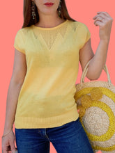 Charger l'image dans la galerie, Pull d'été vintage Marcelle - Maille géométrique jaune. Taille M, 38, 40. Made in France.