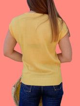 Charger l'image dans la galerie, Pull d'été vintage Marcelle - Maille géométrique jaune. Taille M, 38, 40. Made in France.