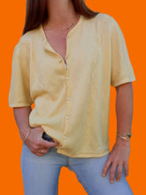 Charger l'image dans la galerie, Gilet vintage Victoria - Jaune à motif feuillage. Taille XXL, 44, 46