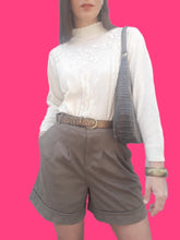 Charger l'image dans la galerie, Pull vintage Cynthia - Broderies florales. Beige. Taille M, 36, 38, 40