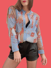Charger l'image dans la galerie, Cardigan vintage Lisette - Imprimé Japonisant bleu et rouille. Taille M, 38, 40.