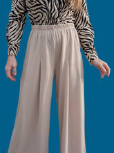 Charger l'image dans la galerie, Pantalon vintage Sandra - Palazzo beige. Taille M, 38, 40. Mariella Gelli