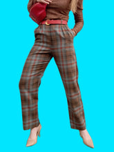 Charger l'image dans la galerie, Pantalon vintage Michèle - Tartan en laine. Taille S, 36, 38. Yves Saint Laurent. Made in France.
