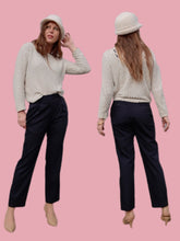 Charger l'image dans la galerie, Pantalon vintage Lucie - Laine bleue marine à très fines rayures. Taille S, 36, 38. Kenzo Homme.