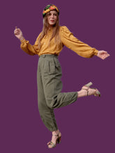 Charger l'image dans la galerie, Pantalon vintage Julia - Treillis militaire kaki. Style cargo. Taille M, 38, 40. SCECAM Paris 1967.