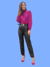 Charger l'image dans la galerie, Pantalon vintage Adélaïde - Cuir d'agneau noir. Taille L, 40, 42. Made in Belgium.