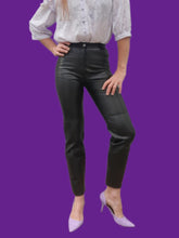 Charger l'image dans la galerie, Pantalon vintage Jordanne - Simili cuir noir. Taille XS, 34, 36.