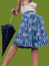 Charger l'image dans la galerie, Short vintage Marielle - Blue Flower. Taille XXL, 44, 46.