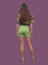 Charger l'image dans la galerie, Short vintage. Vert Anis. Taille haute. S, 36, 38