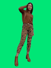 Charger l'image dans la galerie, Pantalon Amanda - Nathalie Chaize - Damier et Echec. Taille XS, 34, 36. Fabriqué en France