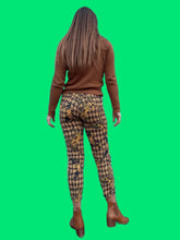 Charger l'image dans la galerie, Pantalon Amanda - Nathalie Chaize - Damier et Echec. Taille XS, 34, 36. Fabriqué en France