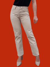 Charger l'image dans la galerie, Jean Levi's 501. Coton Beige. Taille S, 36, 38. W28 L34.