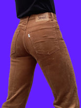 Charger l'image dans la galerie, Jean Levi's 632 Chloé - Velours côtelé marron. Taille S, 36, 38. W31 L36