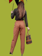 Charger l'image dans la galerie, Pantalon vintage Karen - Lin et coton camel, Taille 38, 40. Fabriqué en France