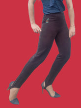 Charger l'image dans la galerie, Fuseau vintage Pauline - Panne de velours prune. Taille XS, 34, 36