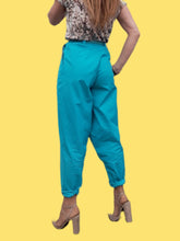 Charger l'image dans la galerie, Pantalon vintage Romy - Bleu turquoise. Coupe XXL.Taille S, 36, 38. Fabriqué en France