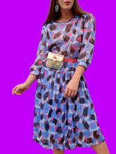 Charger l'image dans la galerie, Robe vintage Léna - Plissé fleuri. Taille M, 38, 40. Huguet Paris. Made in France