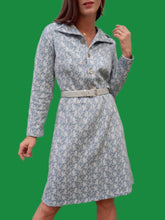 Charger l'image dans la galerie, Robe vintage Isabelle - Tissu texturé imprimé feuillage. Taille L, 40, 42. Trévira 2000.
