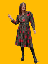 Charger l'image dans la galerie, Robe vintage Josiane - Plissée à double boutonnage. Taille L, 40, 42.
