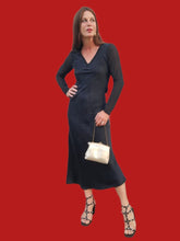 Charger l'image dans la galerie, Robe "Seconde" Karin - Soie noire. Lacée à la taille. Taille XS, 34, 36. Intimissimi.