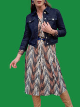 Charger l'image dans la galerie, Robe vintage Ludmila - A rayures zigzag. Taille M, 38, 40. Paul Mausner. Made in France.