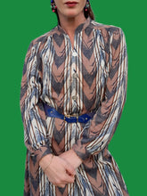 Charger l'image dans la galerie, Robe vintage Ludmila - A rayures zigzag. Taille M, 38, 40. Paul Mausner. Made in France.