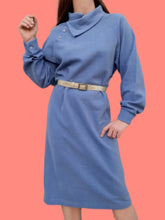 Charger l'image dans la galerie, Robe pull vintage Emma - Bleu ciel, col haut. Taille L, 40, 42.
