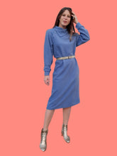 Charger l'image dans la galerie, Robe pull vintage Emma - Bleu ciel, col haut. Taille L, 40, 42.