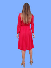 Charger l'image dans la galerie, Robe vintage Ondine - Plissée rouge. Taille S, 36, 38.