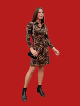 Charger l'image dans la galerie, Robe vintage Marge - Imprimé foulard marron et beige. Taille XS, 34, 36.