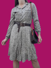 Charger l'image dans la galerie, Robe vintage Candice - Imprimé moucheté. Taille S, 36, 38. Création Betty. Made in France.