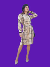 Charger l'image dans la galerie, Robe vintage Gabrielle - Coupe asymétrique. Taille S, 36, 38. Made in France.