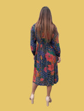 Charger l'image dans la galerie, Robe vintage Vivianne - A double col. Taille S, 36, 38. René Derhy. Made in India.