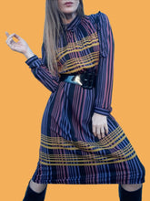 Charger l'image dans la galerie, Robe vintage Philomène - Col officier. Taille L, 40, 42. Fabriqué en France