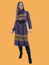 Charger l'image dans la galerie, Robe vintage Philomène - Col officier. Taille L, 40, 42. Fabriqué en France