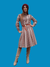Charger l'image dans la galerie, Robe vintage Myriam - Col Lavallière. Taille M, 38, 40. Juliette K Paris. Fabriqué en France