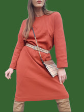 Charger l'image dans la galerie, Robe vintage Priscilla - Surpiqûres géométriques. Taille M, 38, 40